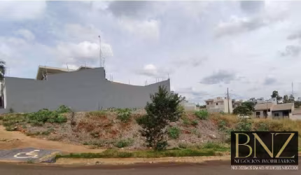 Direitos de Terreno de Esquina à Venda no Residencial Tozzi