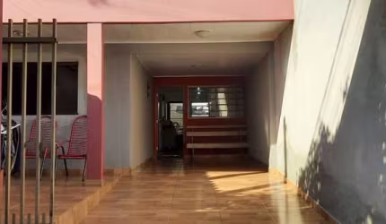 Casa à Venda no Residencial Araucárias