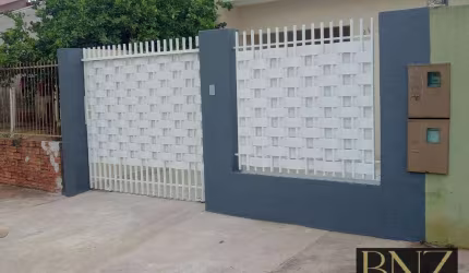 Sobrado à Venda no Jardim Universidade
