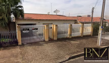 Casa à Venda no Conjunto Centauro, Arapongas