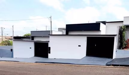Casa à Venda no Jardim Paulino Fedrigo