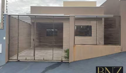 Casa Residencial com 3 Quartos para Venda no Jardim Hermínio e Maria!