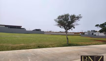 Terreno no Condomínio Parque Monterrey