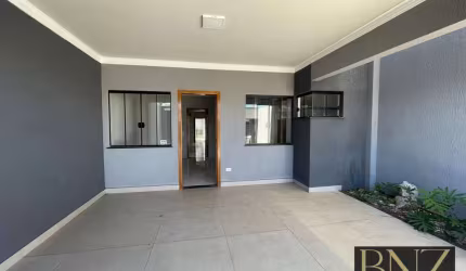 Casa à Venda no Jardim Vale das Perobas