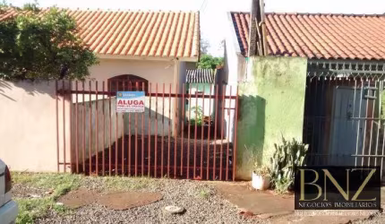 Casa com 2 quartos para alugar no Conjunto Del Condor, Arapongas  por R$ 805