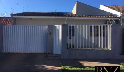 Casa a Venda no Jardim Universidade
