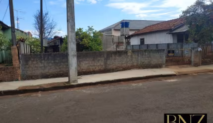 Terreno à Venda no Centro