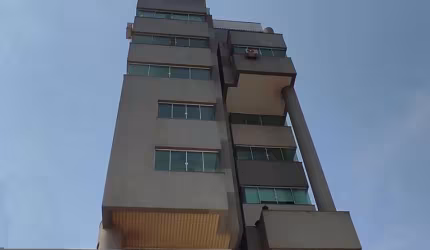 Apartamento à Venda no Centro