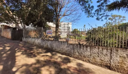OPORTUNIDADE DE INVESTIMENTO - TERRENO AMPLO NA AV. ALZIR ZARUR.