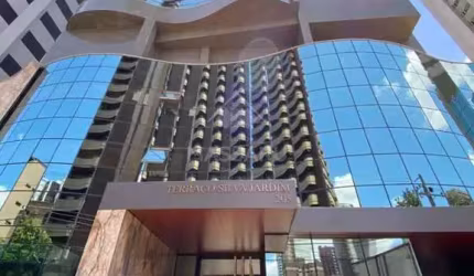 Apartamento alto padrão no centro de Maringá!