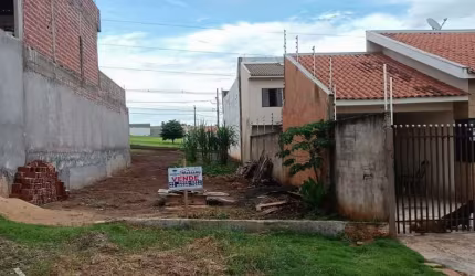 OPORTUNIDADE DE INVESTIR EM TERRENO INTEIRO NO JARDIM ORIENTAL!
