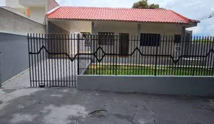 OPORTUNIDADE DE INVESTIR EM RESIDÊNCIA DE TERRENO INTEIRO NO JD ALVORADA
