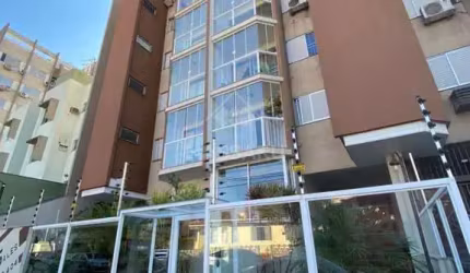 Apartamento no Ed. Campos Sales