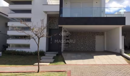Venda - Sobrado Alto Padrão em Condominio Fechado em Maringá