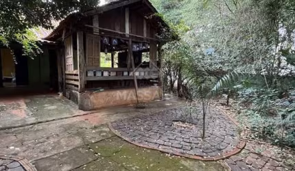 Locação - Chácara comercial localizada no Vale Azul em Sarandi.