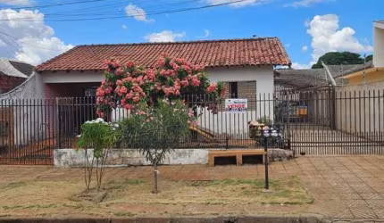 Venda - Residência na Vila Morangueira em Maringá
