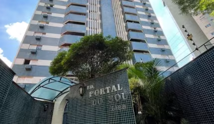Venda - Apartamento amplo na Zona 07 em Maringá!