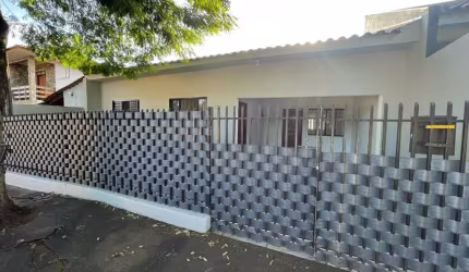 Locação - Residência no Jardim Dom Bosco em Sarandi
