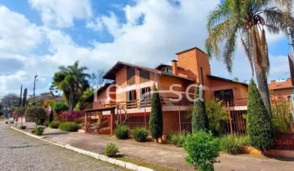 Casa, 04 quarto(s), Sagrada Família, Caxias do Sul - 7931