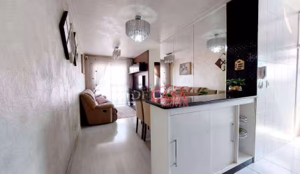 Apartamento em Vila Paranaguá