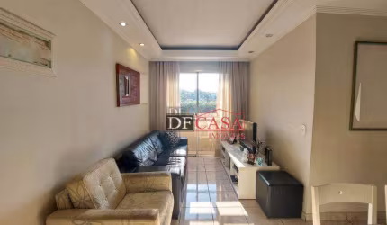 Apartamento em Aricanduva