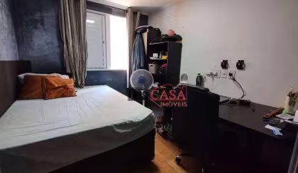 Apartamento em Vila Carmosina