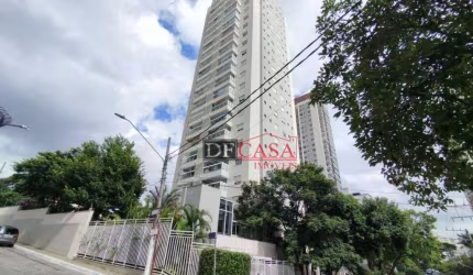 Apartamento em Vila Gumercindo