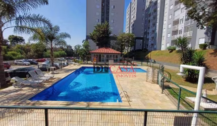 Apartamento em Colônia
