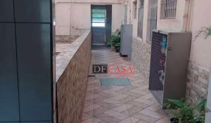 Apartamento em Conjunto Residencial José Bonifácio