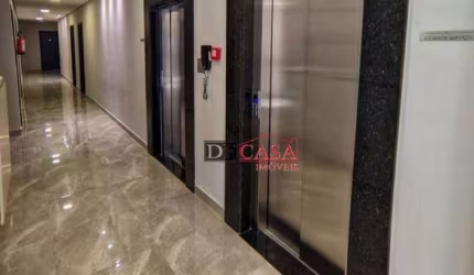 Apartamento em Anália Franco