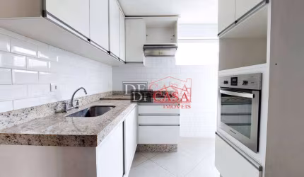 Apartamento em Conjunto Residencial José Bonifácio
