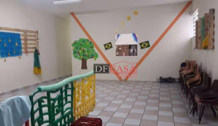 Predio em Cidade Líder