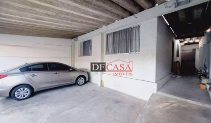 Casa em Cangaiba