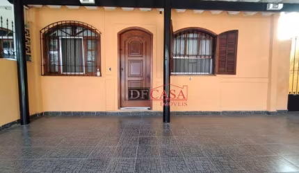 Casa de Condomínio em Jardim Camargo Novo