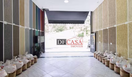 Ponto Comercial/Loja/Box em Itaquera