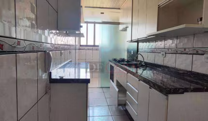 Apartamento em Vila Carmosina