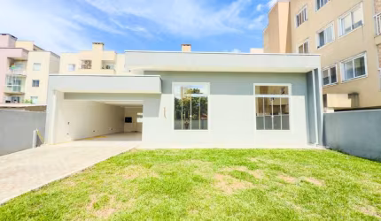 LINDA CASA ALTO PADRÃO E TERRENO AMPLO