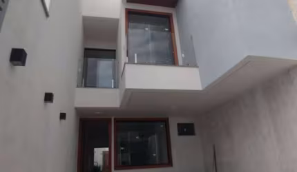 Casa Duplex 3 Quartos, sendo 1 Suíte - Residencial Bethania - COD 443