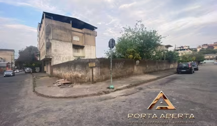 Terreno de esquina bairro Iguaçu - Cód. 804