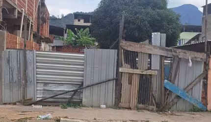 Lote Comercial 7,5 x 35 m2 - na Avenida - Melo Viana - COD 851