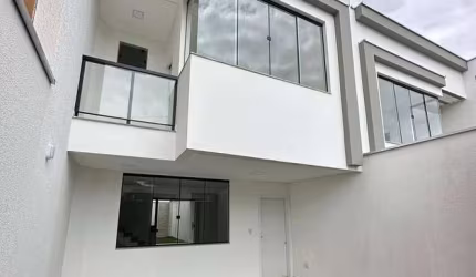 Casa Geminada Duplex  - Bairro Res. Bethania COD - 1018