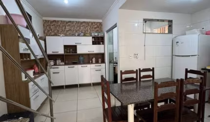 Casa duplex - 03 quartos sendo 01 suíte - Cidade Nova - CÓD 1046