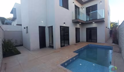 Casa com 3 Suítes, sendo 1 master  à venda, 256 m² - Vila do Golfe - Ribeirão Preto/SP