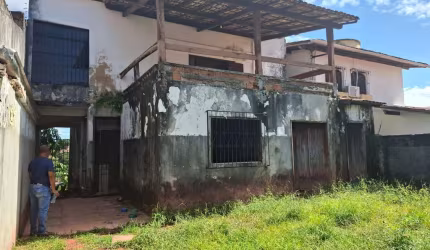 Casa - Sobrado Padrão, para Venda em Ilhéus/BA