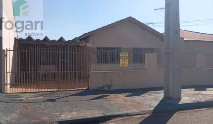 360 terreno e 200 de construção