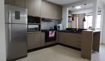 CASA GEMINADA ASSOBRADADA JD IMPÉRIO DO SOL COM ÓTIMO ACABAMENTO E ESPAÇO INTERNO