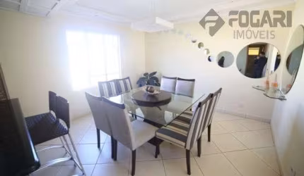 Casa - Sobrado padrão Conjunto Café