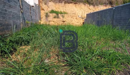 Terreno a venda no Jardim Angélica