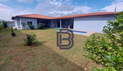 Casa térrea à venda em condominio fechado - Itupeva