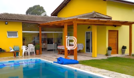 Vende Casa  Térrea no Condomínio Colinas do Inhandjara - Itupeva/SP